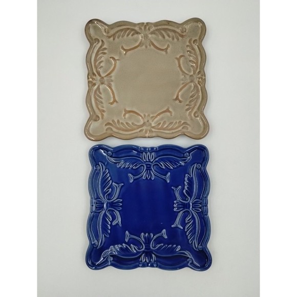 California Pantry Dining California Pantry 2 Square Dishes Trivets